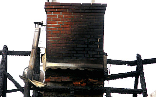 Podczas mrozów coraz częściej dochodzi do pożarów sadzy w kominach